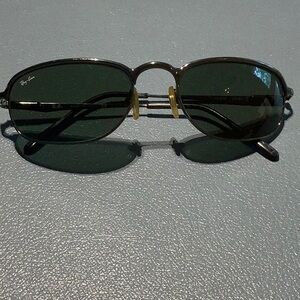 Ray-Ban authentic sunglasses, very good condition!